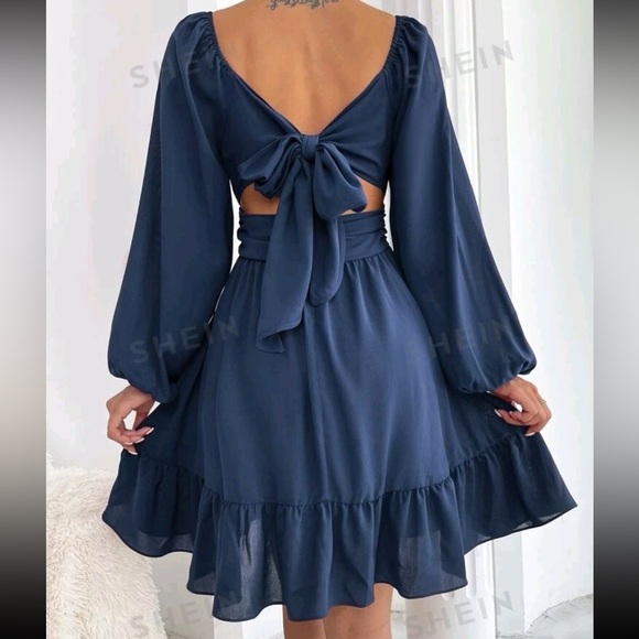 Elegant Navy Blue Dress - Picture 4 of 4